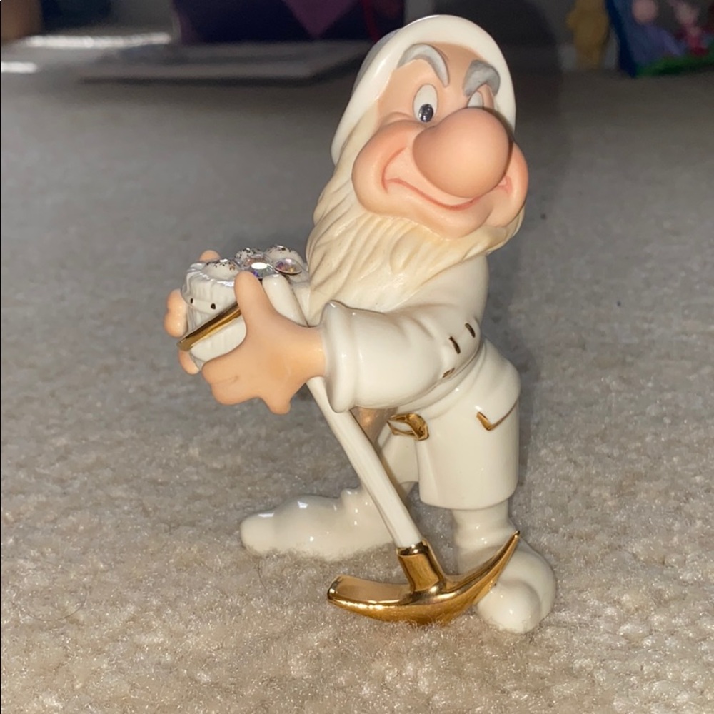 LENOX DWARF